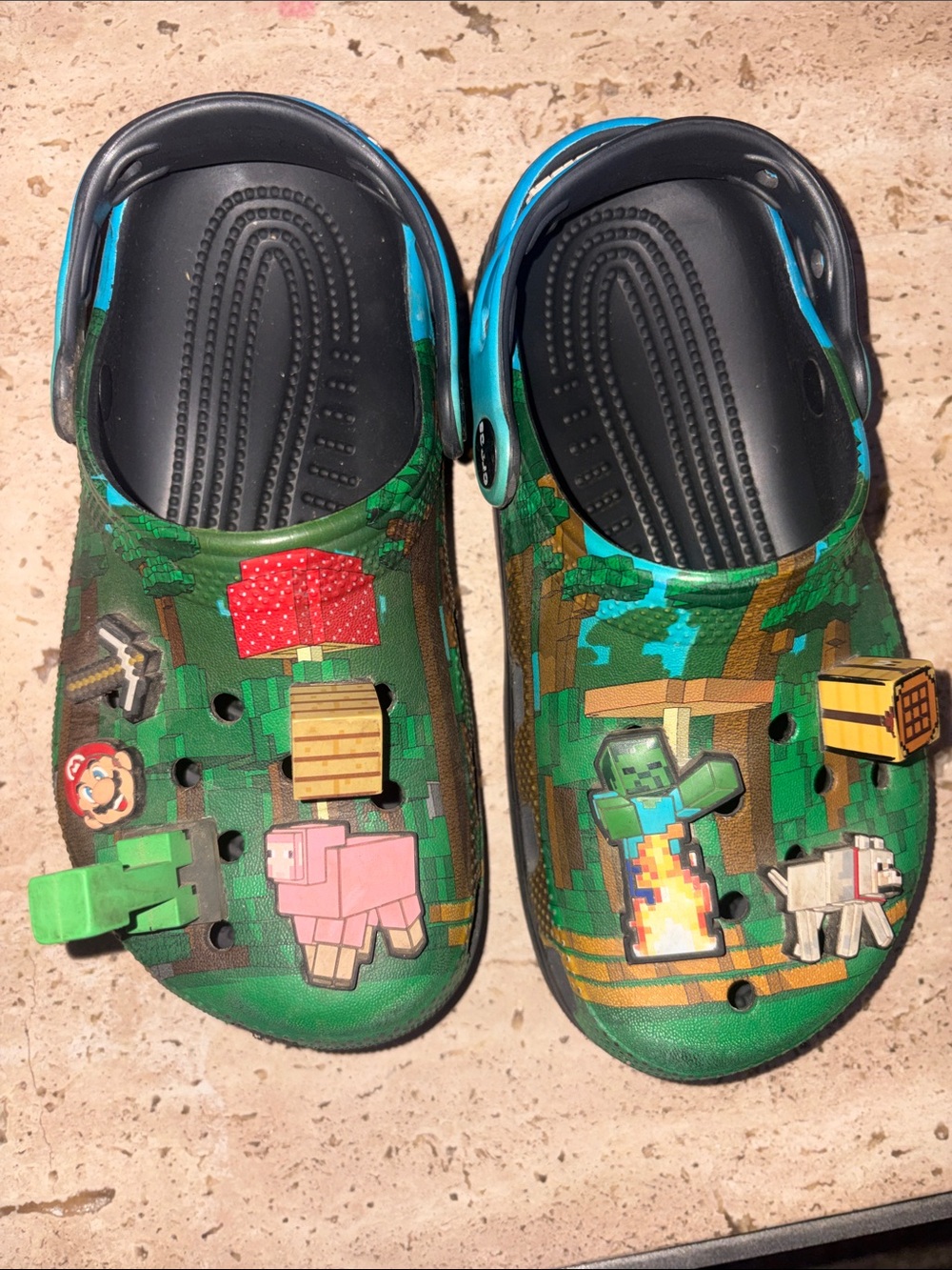 Minecraft-Themed Clog Sandals - Brand: Crocs sz 1